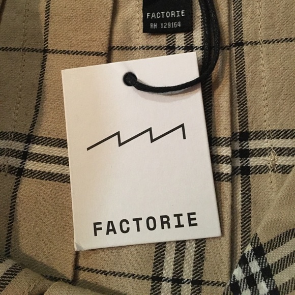 *Factorie* Size 12 Pleated check skirt in Alicia Neutral. - Picture 6 of 7